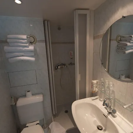 Hotel Royal Bergere 3*