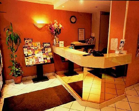 Hotel Royal Bergère 3*